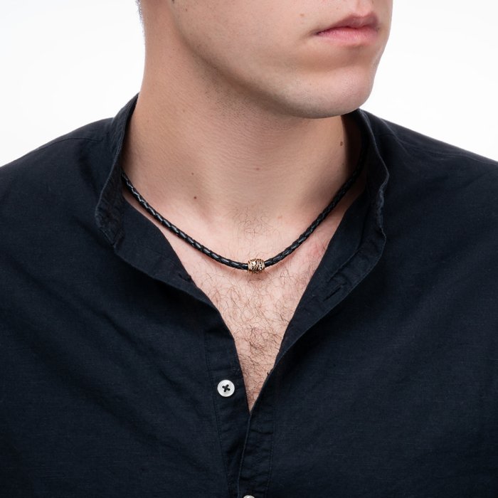 12345 Ювелірний шнурок з натуральної шкіри з золотими вставками. Артикул 06122/507нч 12345 грн28,662 12345