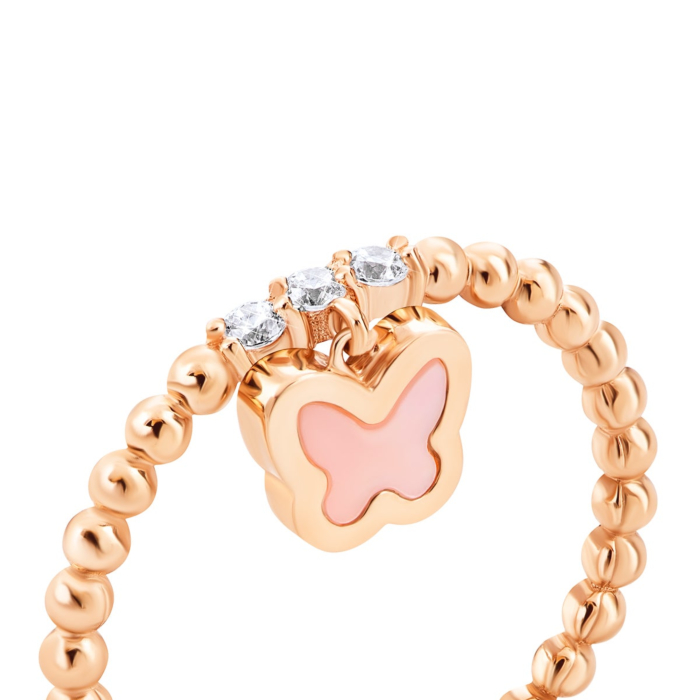 Золотое кольцо с фианитами и перламутром. Артикул UG51/101/079